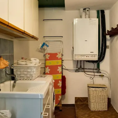 Tenuta San Giovanni - Borgo Ai Rovai * Lucca